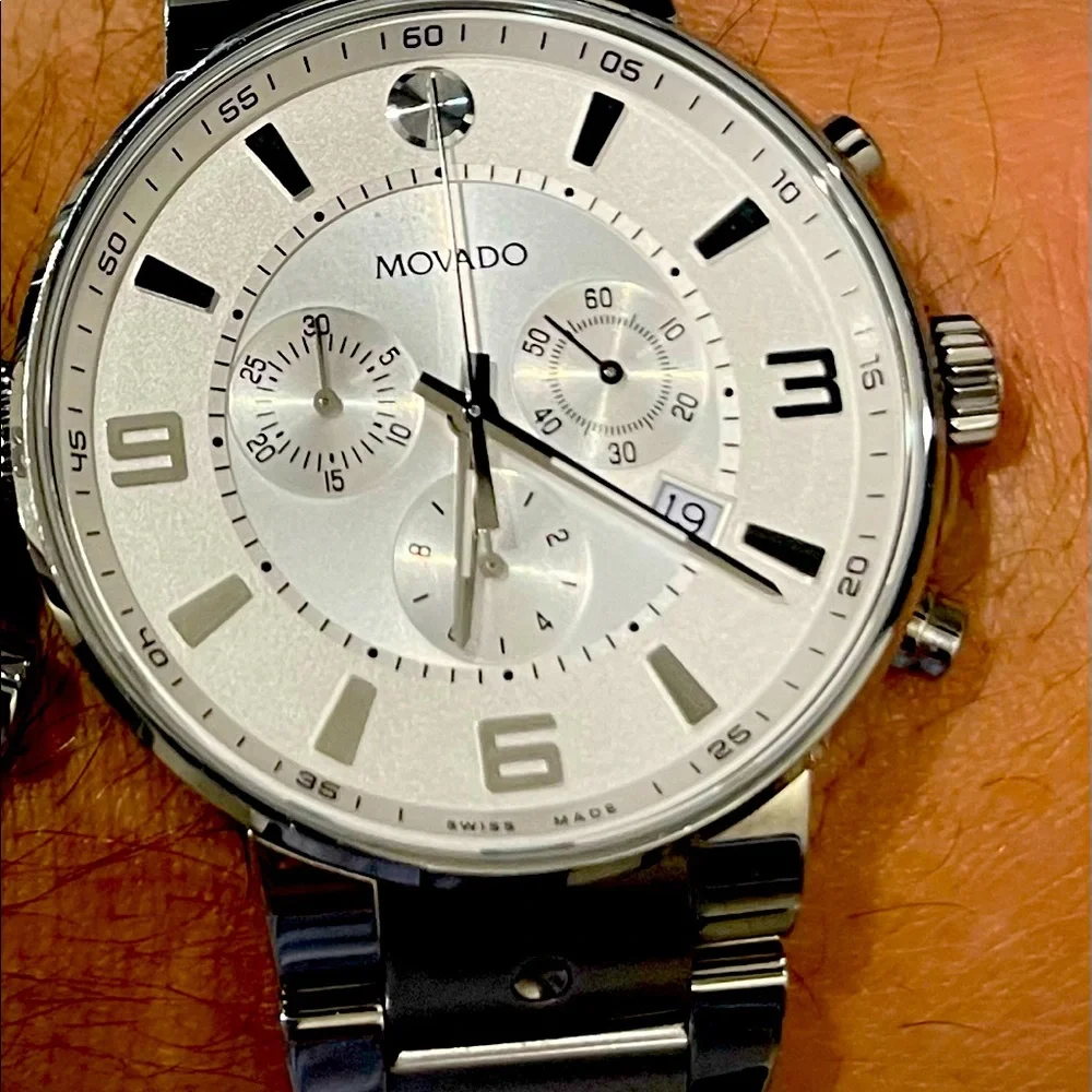 MOVADO SE Pilot Mens Watch - Picture 3 of 6